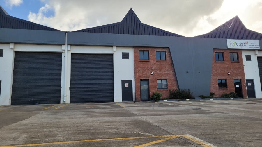 To Let commercial Property for Rent in Rivergate Western Cape